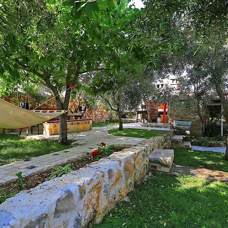 Holiday Ines Tatil Evi *